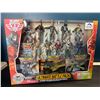 Image 1 : Lot of 1 Ultimate Battle Pack Toy Set