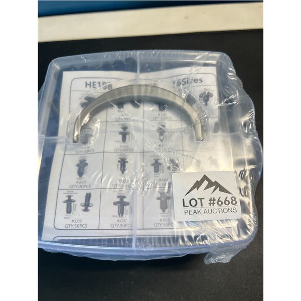 Lot of 1 Automative Retainer Clip Set - Assorted Sizes