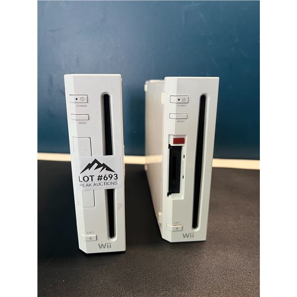 Lot of 2 Nintendo Wii Consoles - *Used