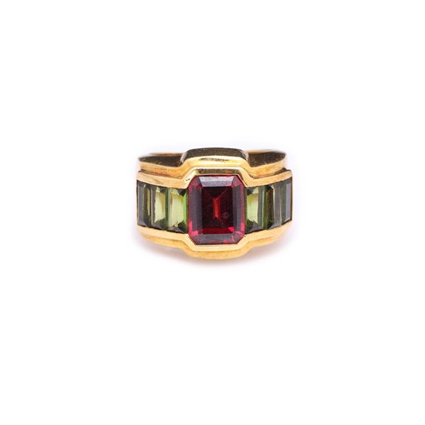 Unusual 18k Yellow Gold & Tourmaline Ring
