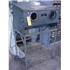 Image 1 : DEE BLAST BLAST CABINET