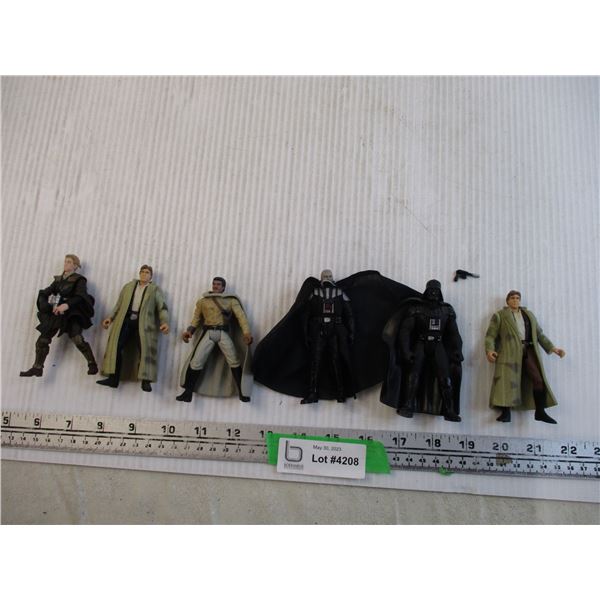 Assorted Star Wars Figurines