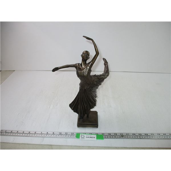 Ballerina Statue