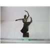 Image 1 : Ballerina Statue
