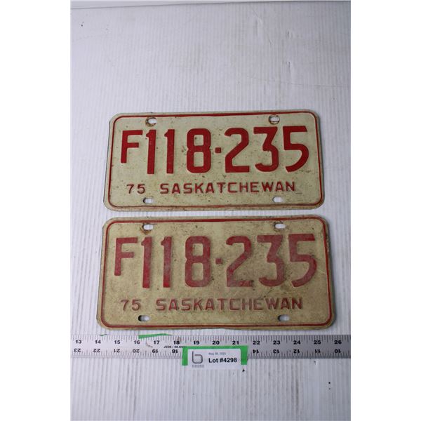 (2) Saskatchewan 1975 License Plates