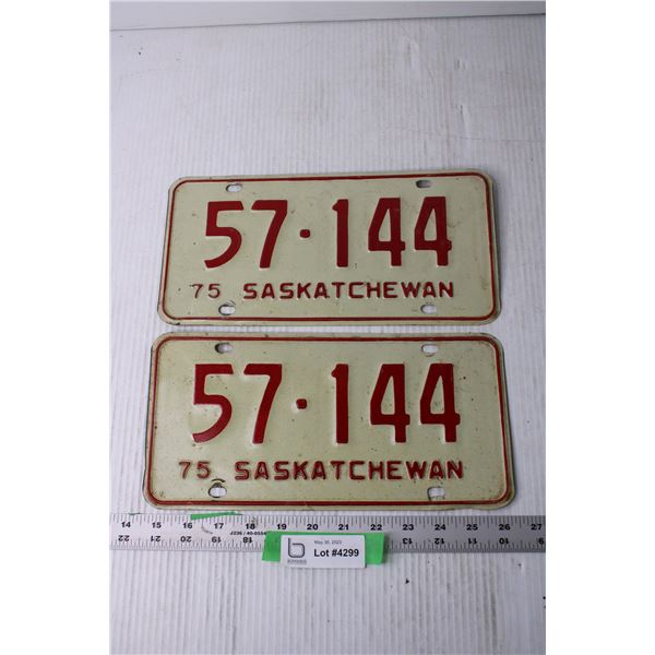 (2) Saskatchewan 1975 License Plates