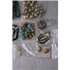Image 2 : Lot of Costume Jewelry - Necklaces, Brooches, Earrings
