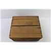 Image 3 : Sterling Confections Wooden Box