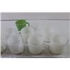 Image 3 : (7) White Cups+ (1) Green Cup