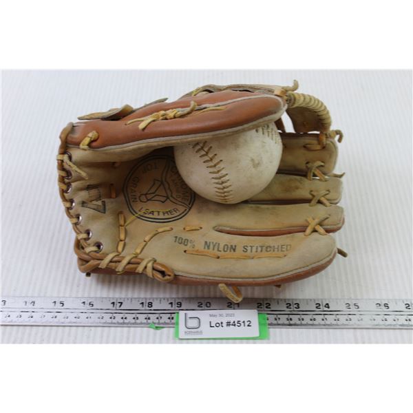 Eaton Leisure 7 Baseball Glove with Softball