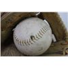 Image 4 : Eaton Leisure 7 Baseball Glove with Softball