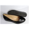 Image 3 : Ladies Black Platform Shoes (size 10) - Ladies Geox Shoes (size 10 1/2")