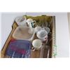 Image 3 : Box of Assorted Dish Ware Kitchen Items