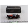 Image 1 : Rare Avon 1983 Ceramic Car 1st in Series (1932 Auburn Boattail Speedster Very High Quality