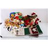 Image 1 : (7) Assorted Christmas Items\
