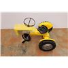 Image 2 : *Plastic Kids Tractor - 15" Wheels