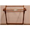 Image 3 : *Wooden Quilt Rack - 19" x 39"