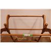 Image 5 : *Wooden Quilt Rack - 19" x 39"