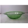 Image 4 : Uranium Glass Fruit Bowl