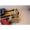 Image 2 : View Finder - Sword - Misc. Items