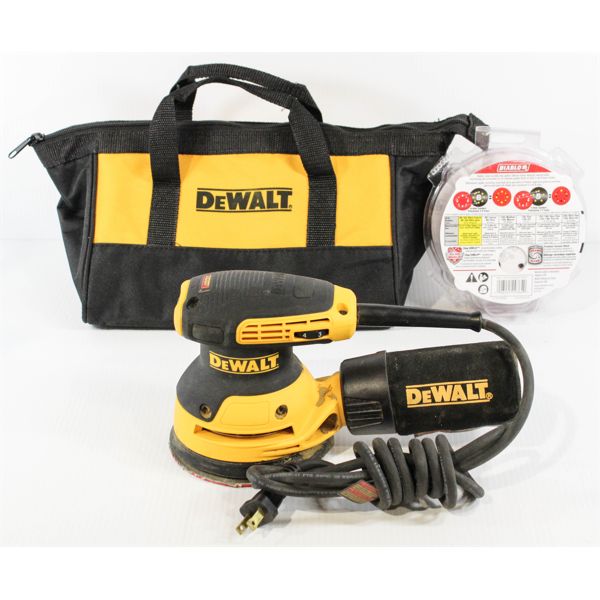 DEWALT DWE6423 ORBIT SANDER W/ SANDING DISCS / CASE