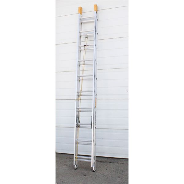 20 FT LITE EXTENDABLE LADDER