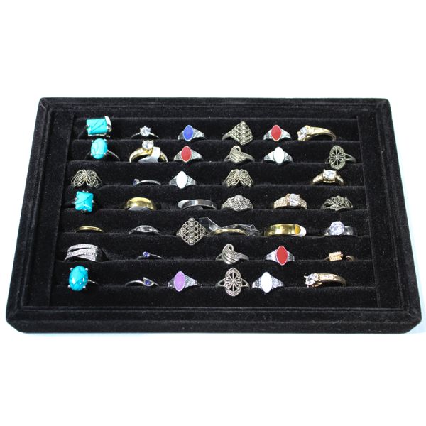 STORE DISPLAY OF ASST RINGS - VARIOUS SIZES