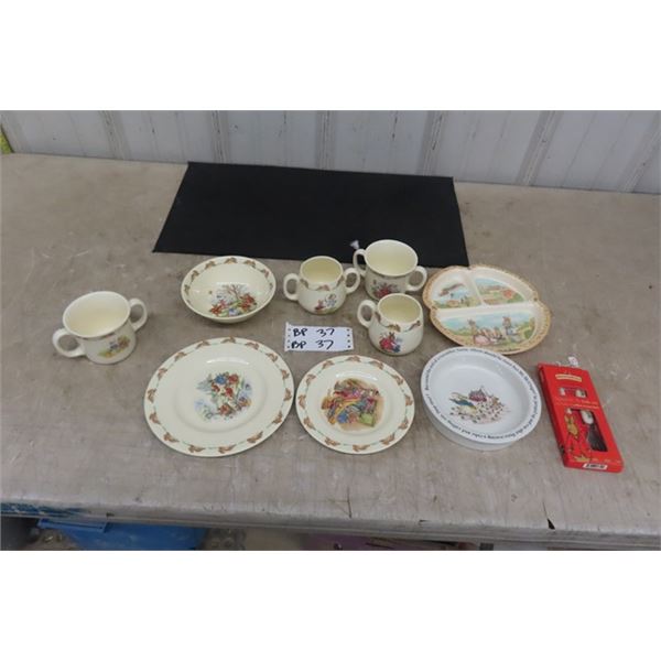 Bunnykins Royal Doulton + Wedgewood - 10 Items