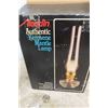 Image 2 : Aladdin Authentic Kerosene Mantle Lamp in Original Box