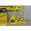 Image 3 : Electric Jig Saw, Triangle Measurer, Sandpaper Kit, Chalk Lines