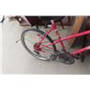 Image 3 : Venture Mountain Tour Pedal Bike 15 Speed 25"