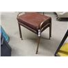Image 3 : 3 Tier Metal Shelf 15" x 20" x 37" & 2 Stacking Stools