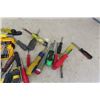 Image 2 : Quantity of Screwdrivers, Nut Drivers, Extracters