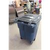 Image 3 : Toter 350 Garbage Bin with Wheels 28"x30"x42"