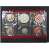 Image 2 : 1967 + 1968 USA Coin Sets: 1968 Uncirculated & 1967 in Plastic Case