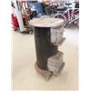 Image 2 : Lagie Beddard Cast Wood Heater 29" Tall