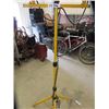 Image 3 : Portable Contractor Dual Head Work Light with Telescopic Stand - 67" 