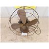 Image 3 : General Electric G-1684-T Brass Blade Table Fan 15" Blade - Works, 