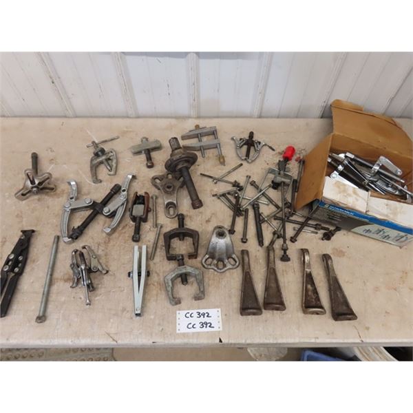 Quantity of Gear Pullers ; Power Fist, KD, Motomaster, plus more