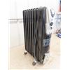 Image 2 : DeLonghi Rolling Radiator Style Portable Heater 1500 Watts