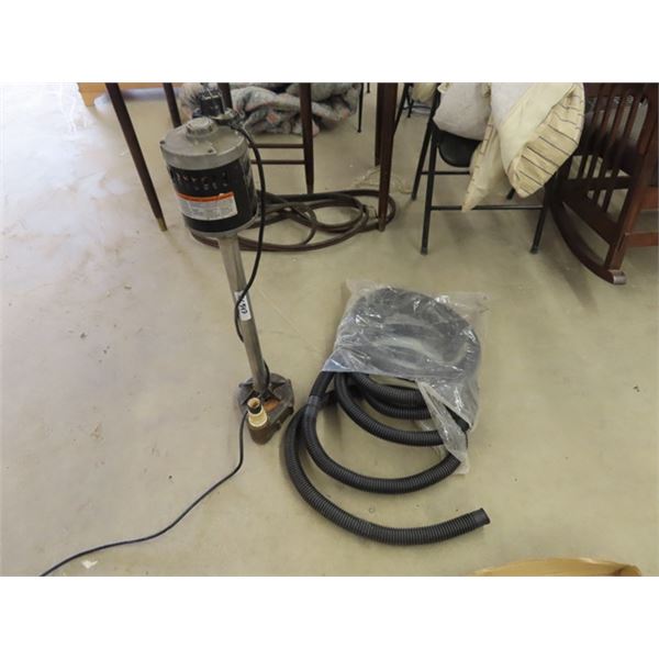 Sump Pump with Drainage Hose