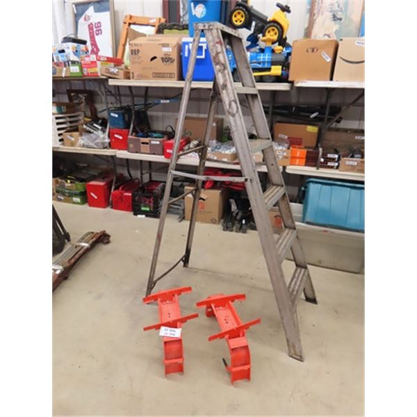 6' Aluminum Ladder, B+D Workhorse Adjustable Platform Brackets