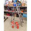 Image 1 : 6' Aluminum Ladder, B+D Workhorse Adjustable Platform Brackets