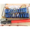 Image 3 : Trailer Fenders, Shock Xtra Load Springs, Emergency Tire Grippers