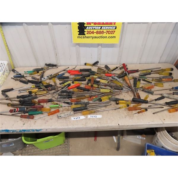 Huge Lot of Assorted Screwdrivers - 140 items ++ 