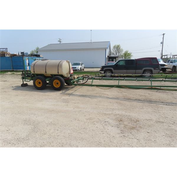 Westeel 70' Sprayer with 600 Gal Tank