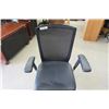 Image 2 : Adjustable Swivel Office Chair with Metal Base, Cushioned Seat