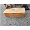 Image 1 : Wood tool box