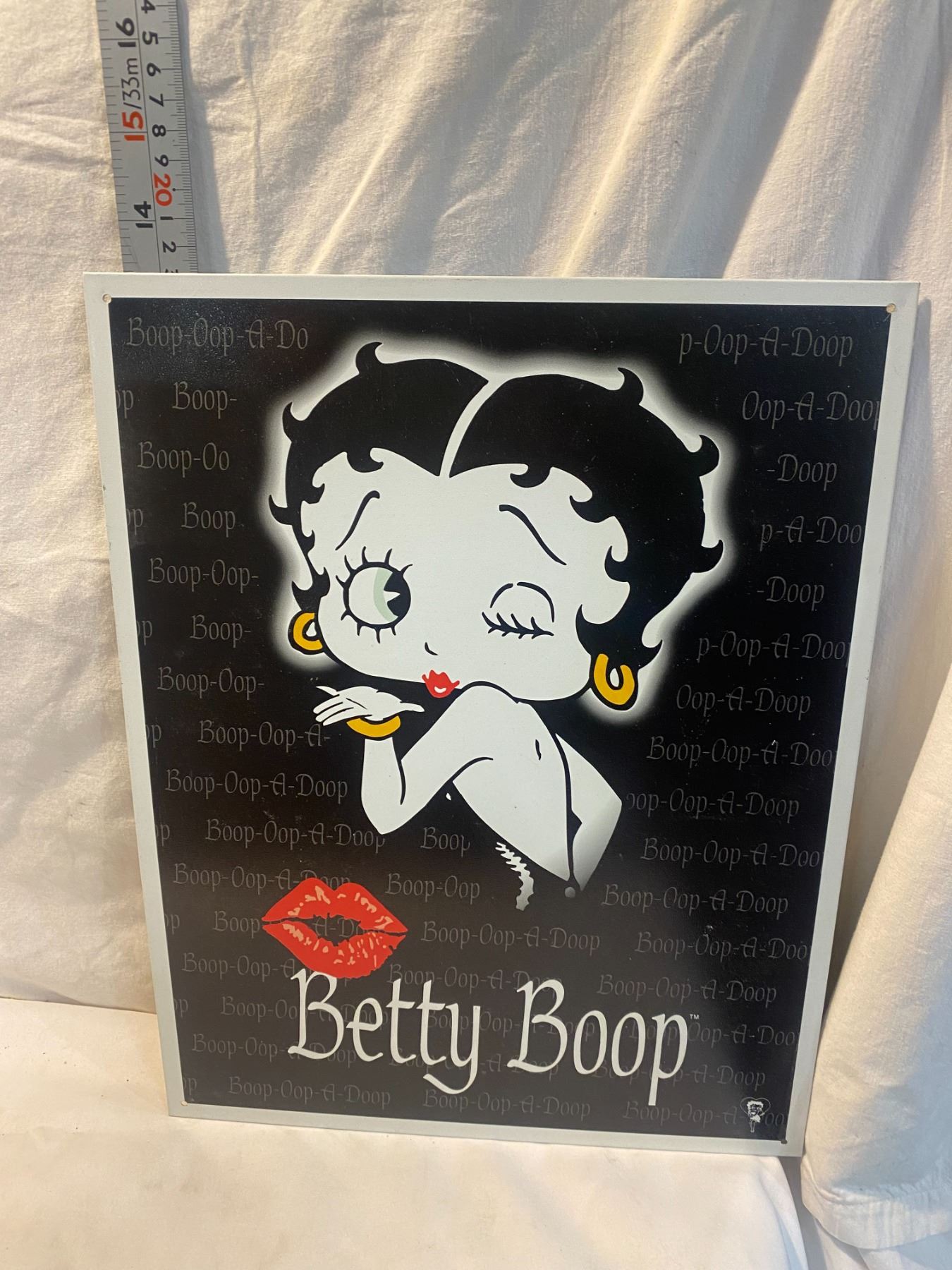 Betty boop tin sign