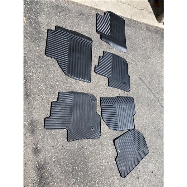 Vehicle mats
